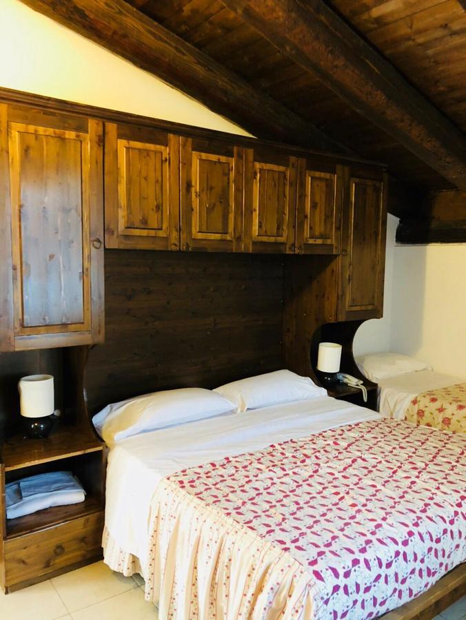 Agriturismo Amicizia 卡萨诺德莱穆尔杰 外观 照片